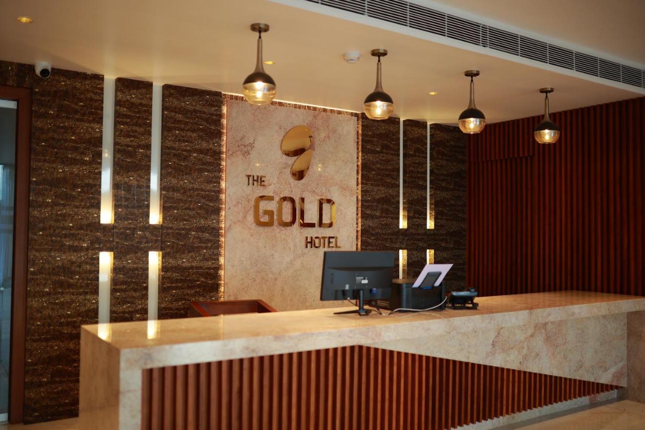 The Gold Hotel Palakkad Kültér fotó