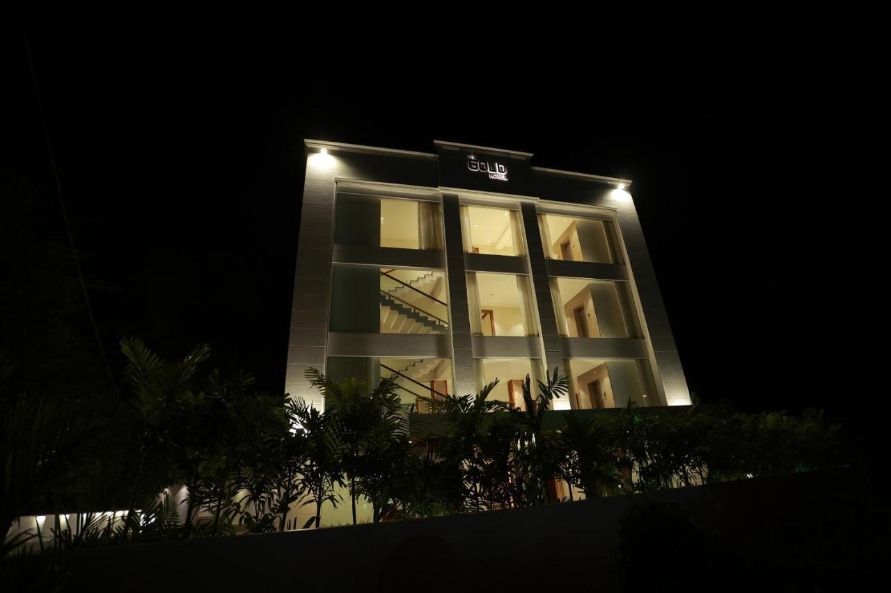 The Gold Hotel Palakkad Kültér fotó